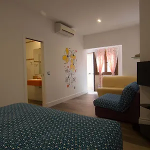  Hostal Casa Arco Iris España
